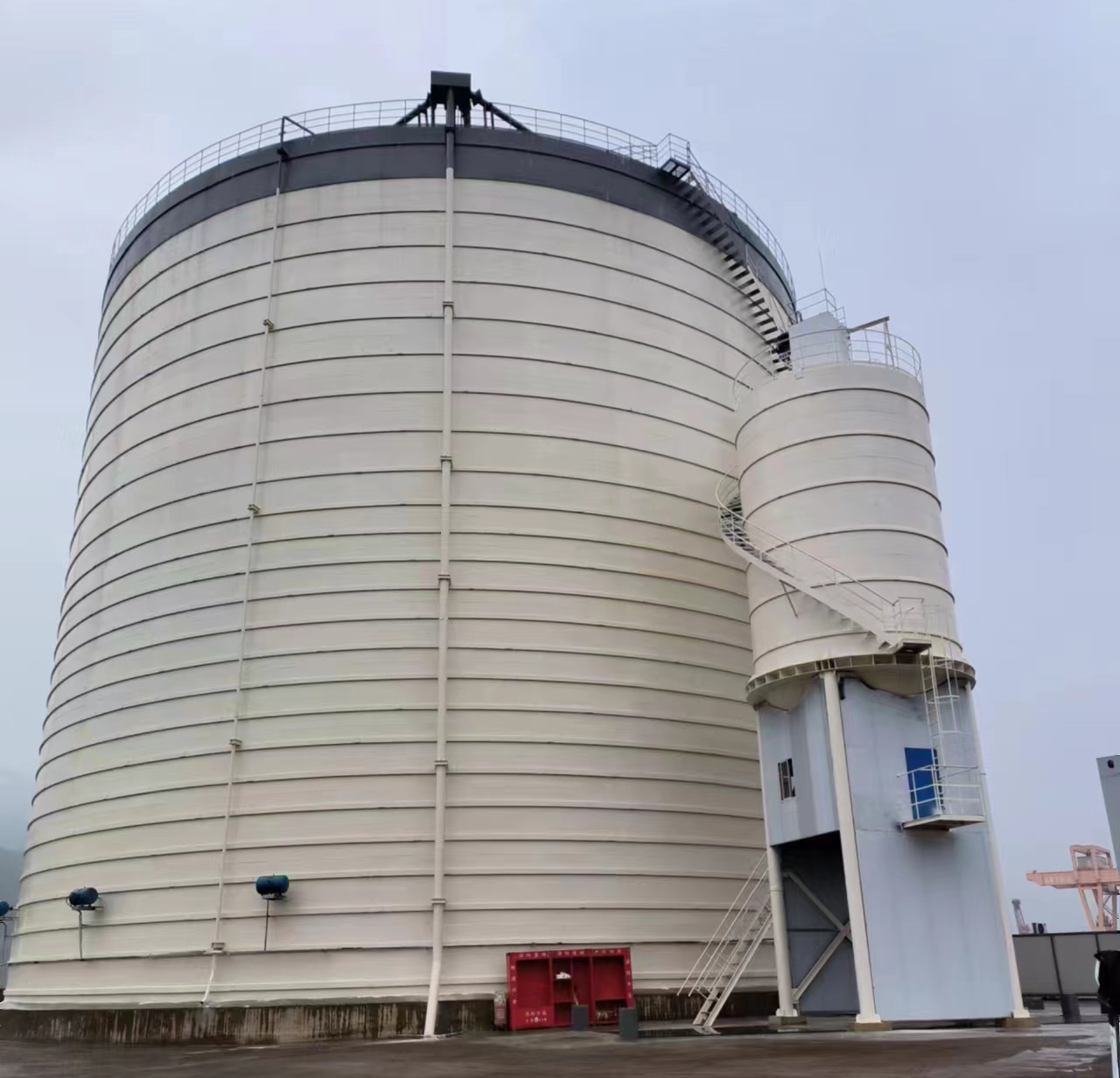 丁青10万吨水泥钢板库